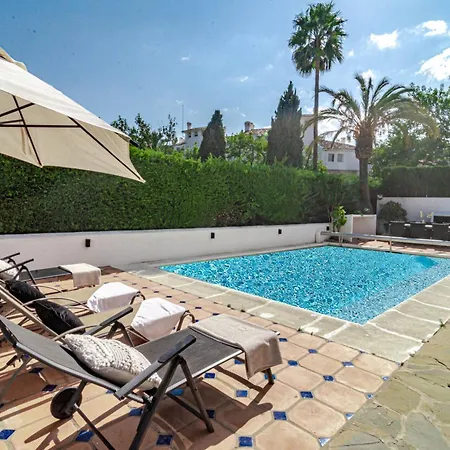 빌라 Grr - Elegant With Exclusive Private Pool