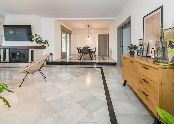 Grr - Elegant With Exclusive Private Pool Марбелья