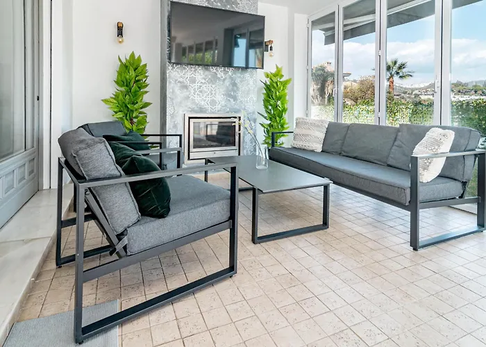 Вілла Grr - Elegant With Exclusive Private Pool
