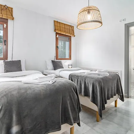 Вилла Grr - Elegant With Exclusive Private Pool *