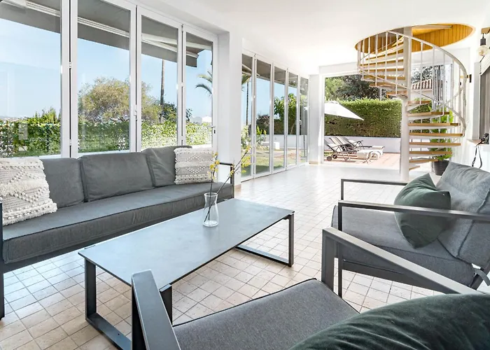 Grr - Elegant With Exclusive Private Pool *