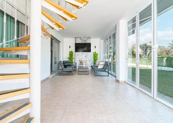 Villa Grr - Elegant With Exclusive Private Pool